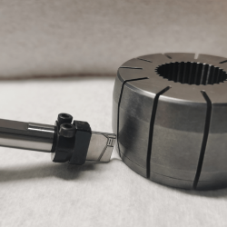 3 - Schlitzdüse mit Werkstück-min