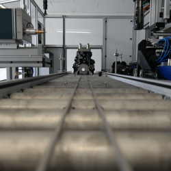 4 - Förderband mit Werkstück-min